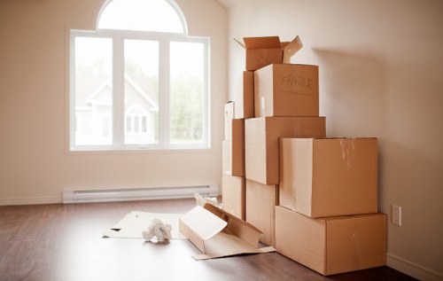Flexible storage unit in Redbridge for household and commercial items